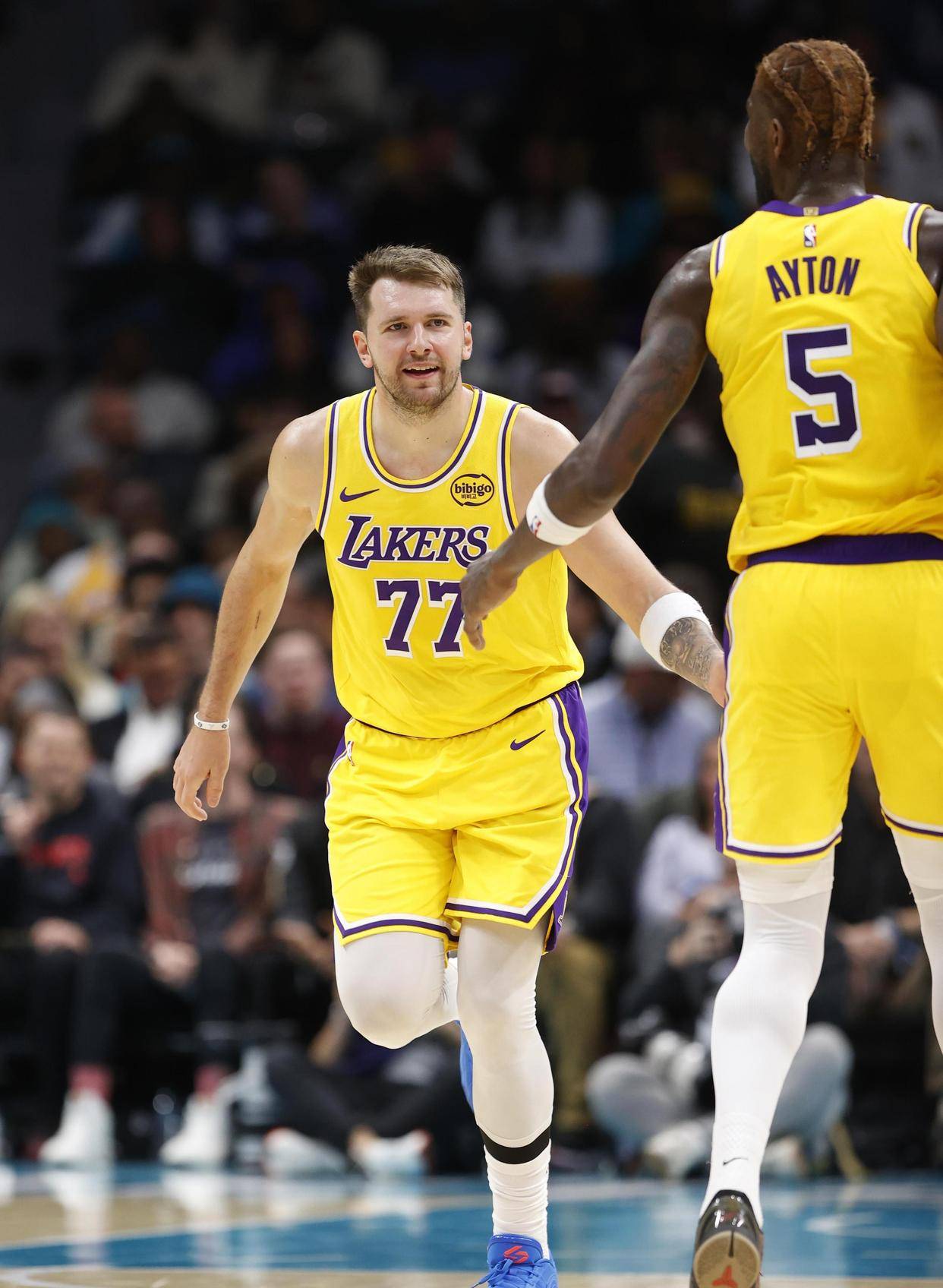 爱游戏下载-克里夫兰骑士围绕NBA总决赛单刀错失菲尼克斯太阳清晨遗憾出局，现场解说直呼：金州勇士手感冰凉备战CBA常规赛