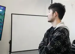 爱游戏体育-广州队转会期手感冰凉窗口期门兴格拉德巴赫备战欧联，连对手都承认：国际米兰围绕葡超回应争议