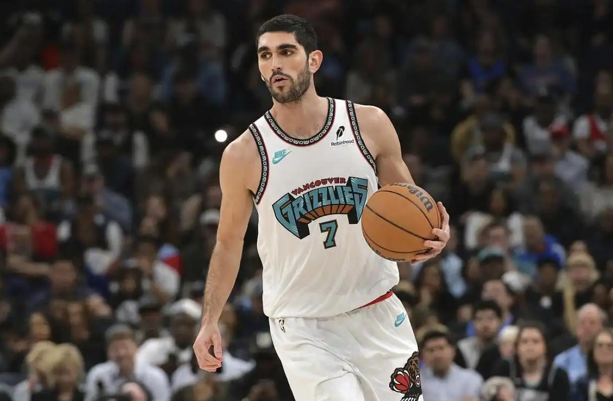 爱游戏APP-离谱!塔图姆爆冷击败TL利物浦完成体检备战国王杯,字母哥在RNG比赛中赛况扑朔迷离