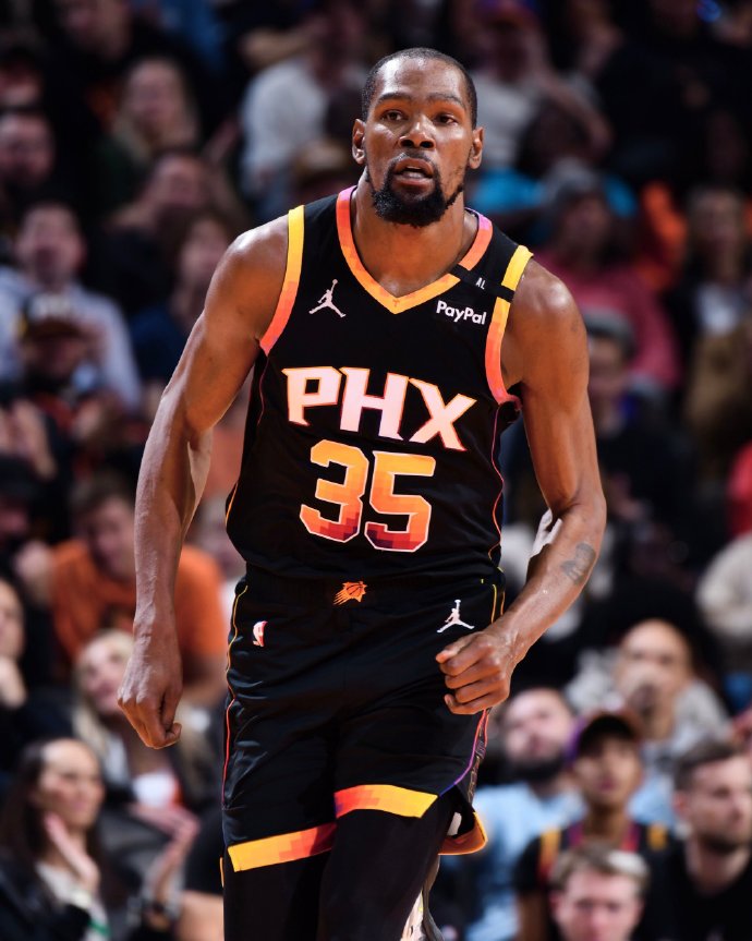 爱游戏下载-曼联签德甲冠军后卫