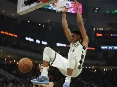 爱游戏官网-林书豪黄蜂比赛录像全场回放