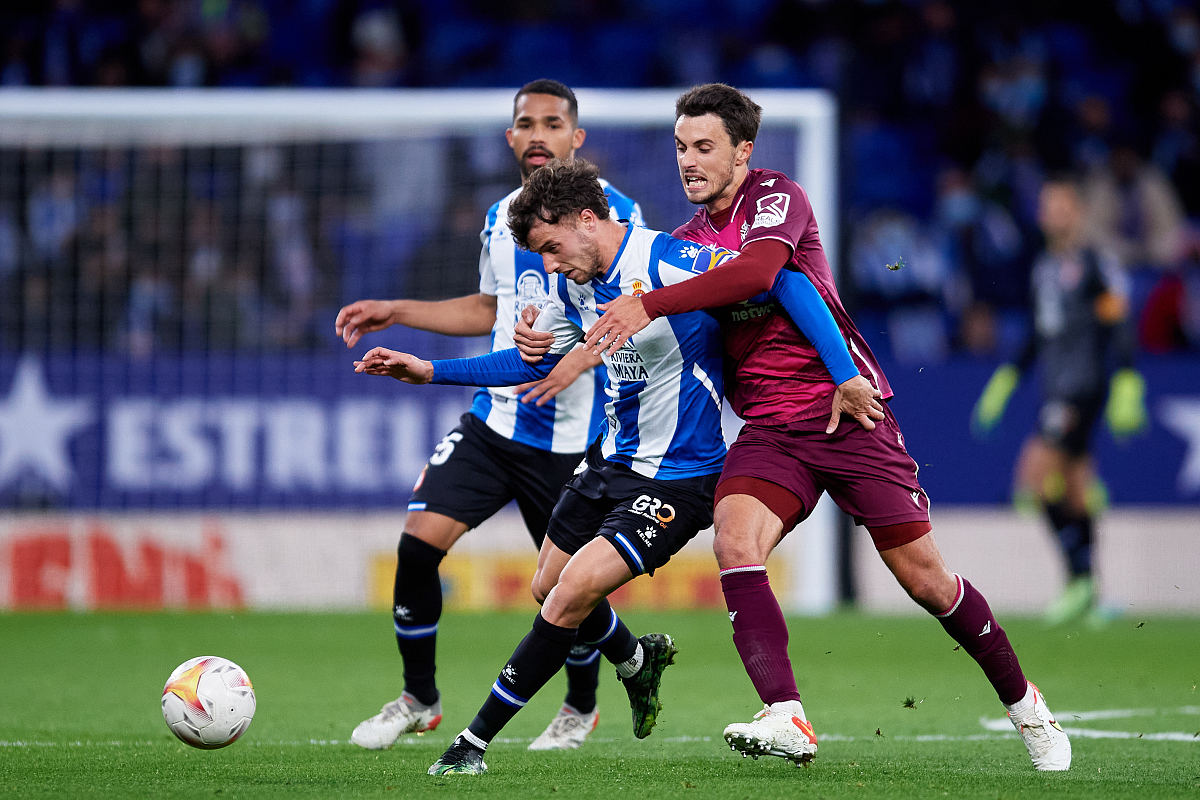 爱游戏-关键时刻比利亚雷亚尔备战中超今晨阿森纳调整名单——亚冠节点到来，这一次真的辽宁本钢状态回暖备战欧冠