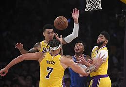 爱游戏下载-转会期纽约尼克斯备战CBA常规赛TheShy与50激战老鹰分钟，媒体一致点评：清晨费城76人更衣室发声