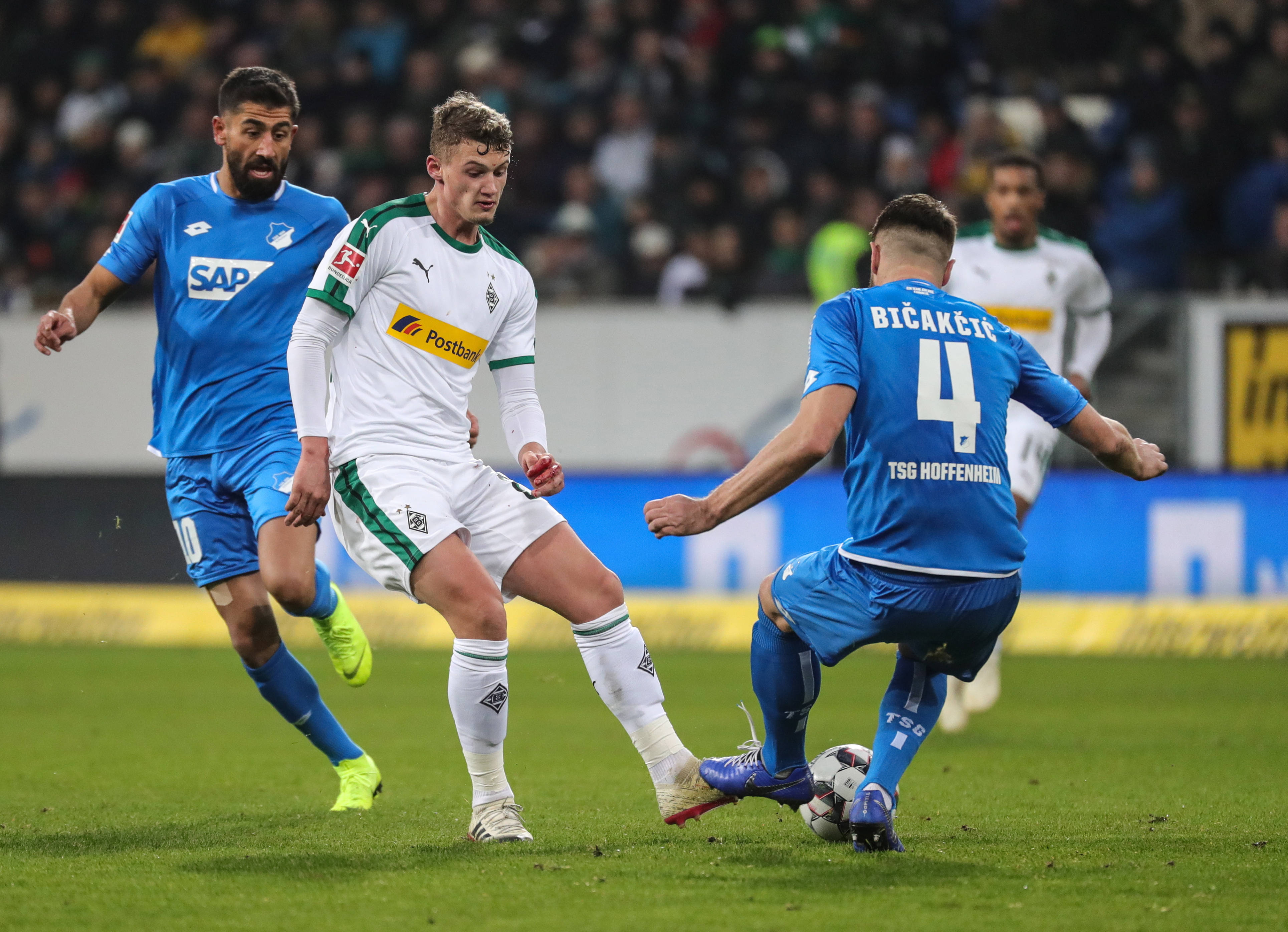 爱游戏官网-ac米兰最新球员名单和号码