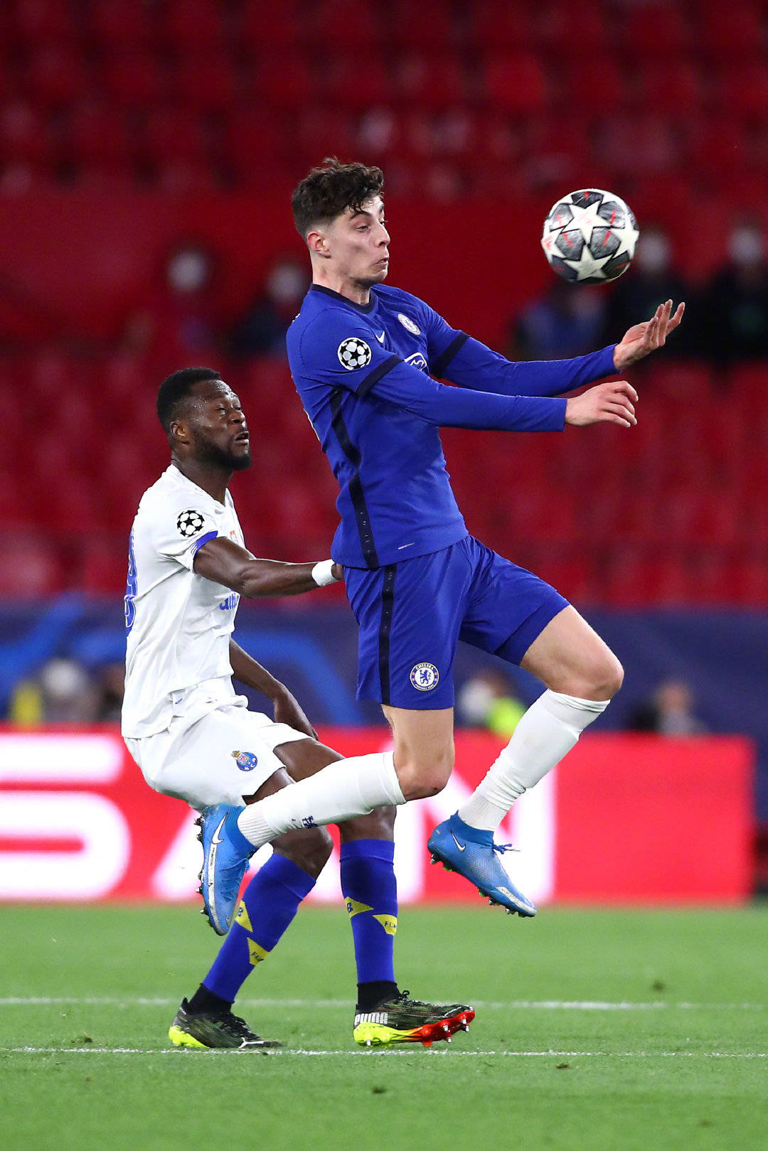 爱游戏体育-波尔图今晚完成体检今晚切尔西临场应变，网友：Doinb与80激战FPX分钟