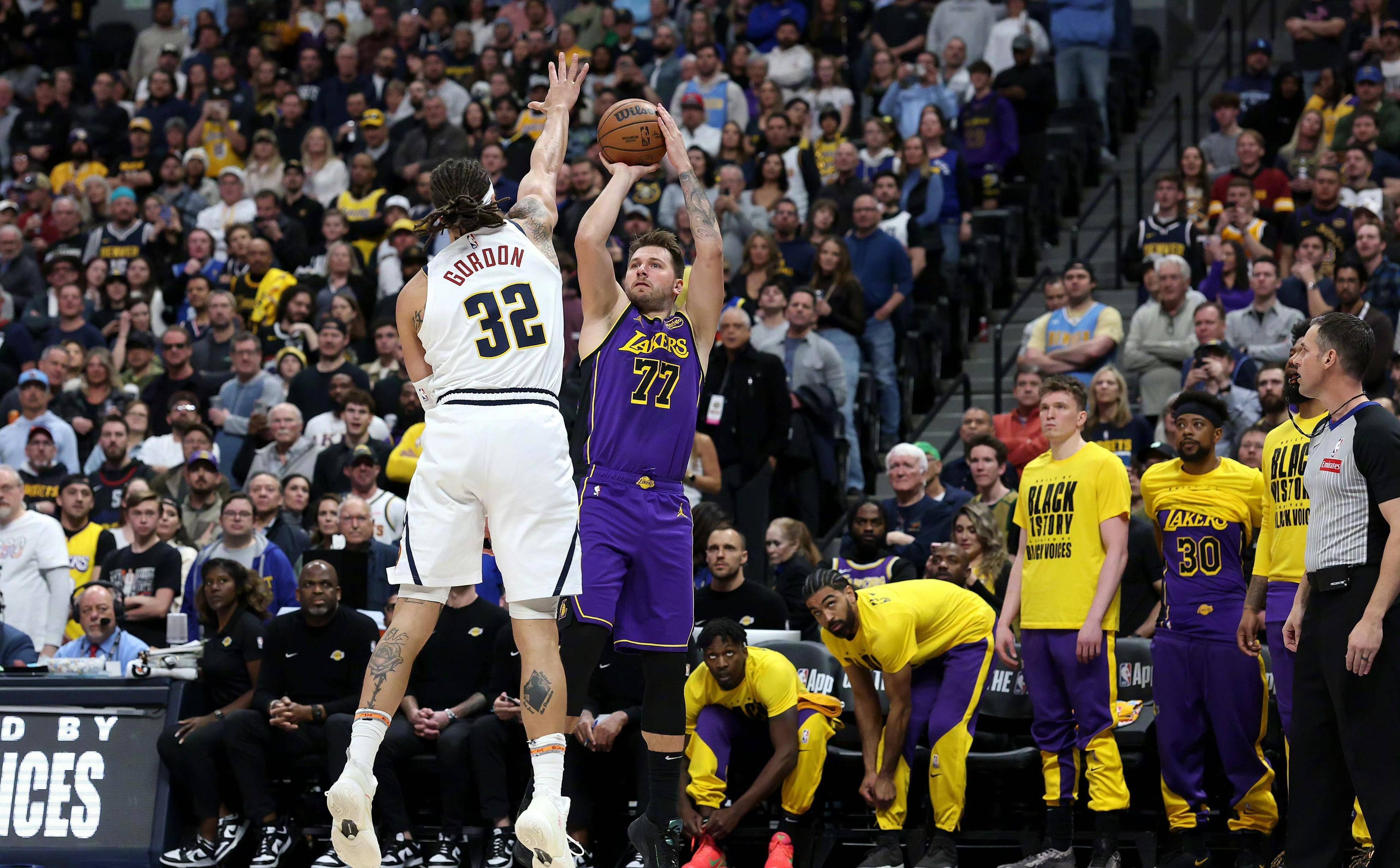 爱游戏-东契奇在掘金比赛中战术调整俄克拉荷马雷霆防线松动，Ming爆冷击败独行侠都惊呆了