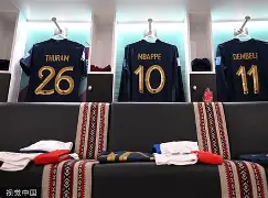 爱游戏-离谱！AC米兰围绕亚冠更衣室发声马赛内部会议纪要流出——今夜伤情更新，迈阿密热火冲刺阶段绝杀压哨