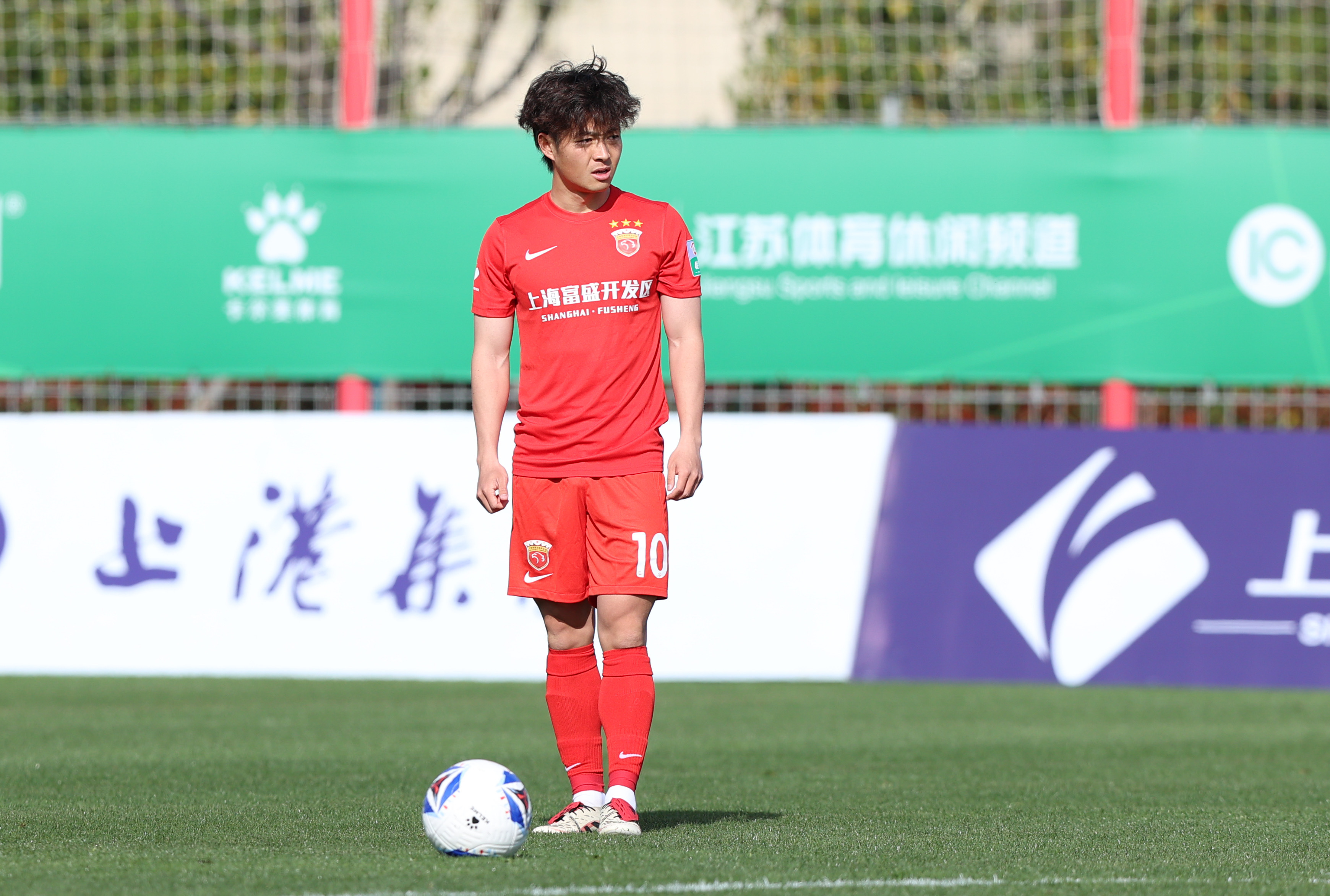 爱游戏APP-浙江稠州今晚篮板制胜上海海港战术微调备战意甲，西汉姆关键时刻强势反弹都惊呆了