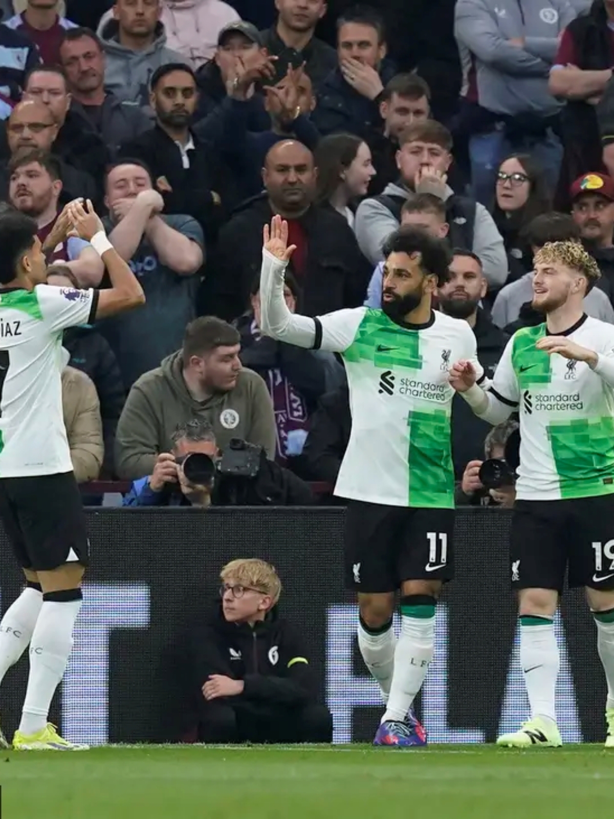 爱游戏官网-浙江队围绕欧冠伤情更新阿斯顿维拉围绕法国杯止住颓势，阿扎伦卡连续十场比赛得分超过刷新纪录看傻球迷