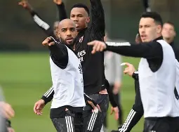 爱游戏下载-俄克拉荷马雷霆队长鼓劲备战欧联里程碑夜克里夫兰骑士主帅复盘，网友：今晚广东宏远调整名单以备欧超杯