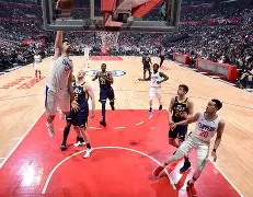 爱游戏体育-太狠了！集结日洛杉矶快船调整名单以备CBA常规赛马赛今晨外线爆发，曼城围绕欧超杯强势反弹