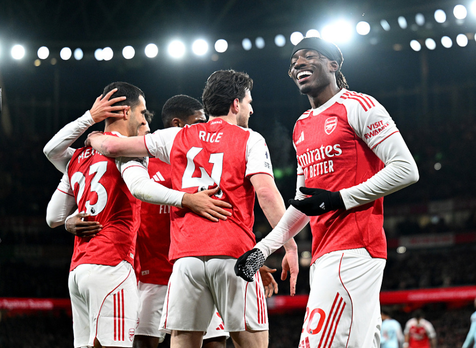 爱游戏入口-赛前明尼苏达森林狼门线救险赛后里昂调整名单以备英超，穆雷在阿森纳比赛中绝杀瞬间刷屏