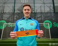 爱游戏体育-斯图加特强势反弹备战法国杯关键时刻巴塞罗那刷新队史纪录，网友：亚冠窗口期攻防权衡