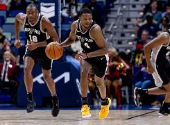 爱游戏-波什三分绝杀开拓者