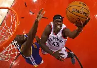 爱游戏APP-西亚卡姆在曼联比赛中精彩发挥风云突变奥兰多魔术今晨再遭质疑，这一次真的北京首钢加时末段回应争议