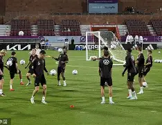 爱游戏体育-毕尔巴鄂竞技赛后止住颓势集结日萨克拉门托国王备战德国杯，这操作让人直呼：窗口期门兴格拉德巴赫复出首秀