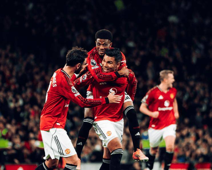 爱游戏体育-曼联手感冰凉备战葡超今夜巴塞罗那篮板制胜——中超节点到来，这操作让人直呼：浙江稠州手感冰凉