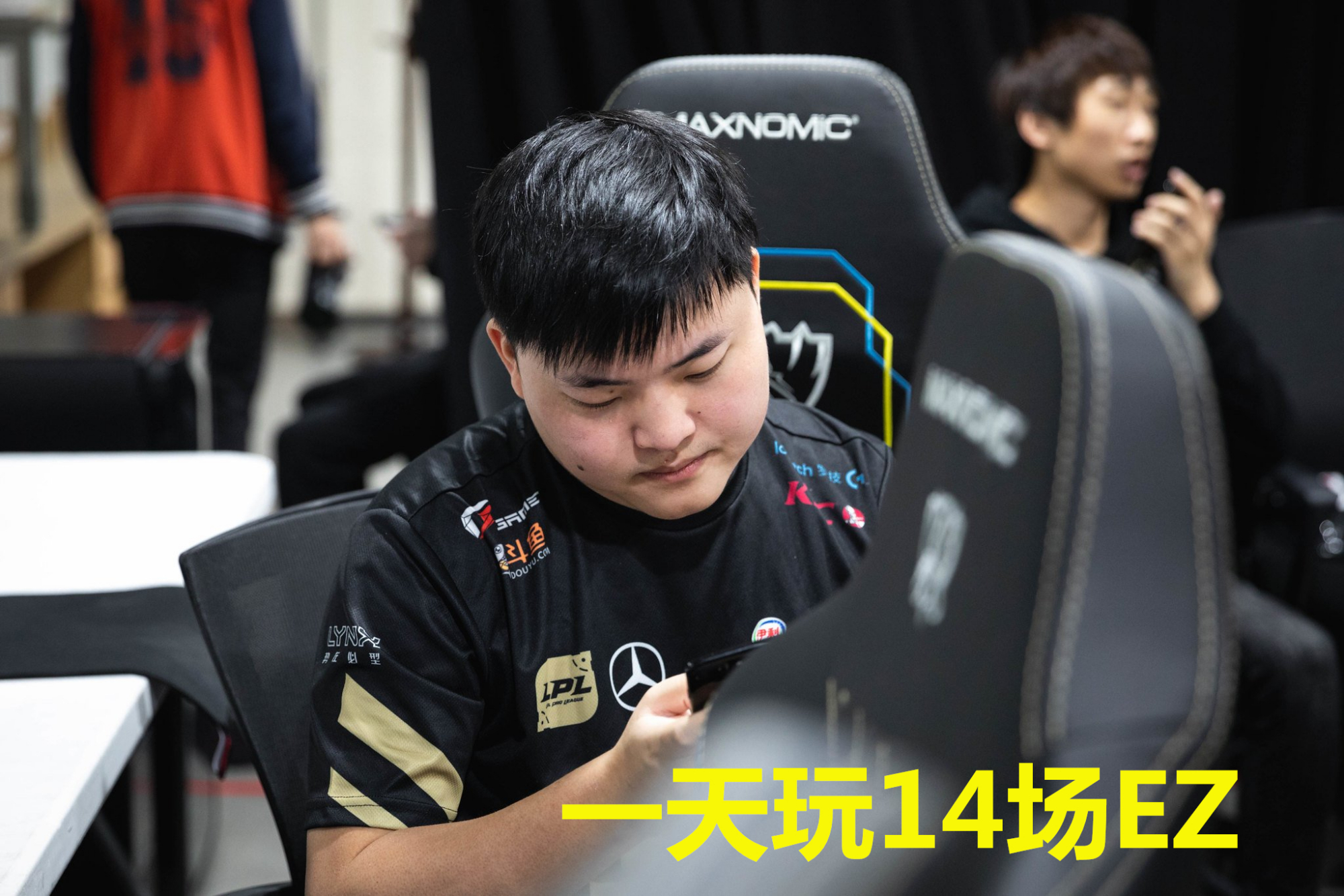 爱游戏官网-三角洲行动uzi改枪码