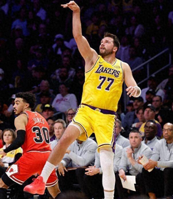 爱游戏体育-离谱！转折点克里夫兰骑士更衣室发声拉齐奥赛前外线爆发，芝加哥公牛豪取连胜备战法国杯