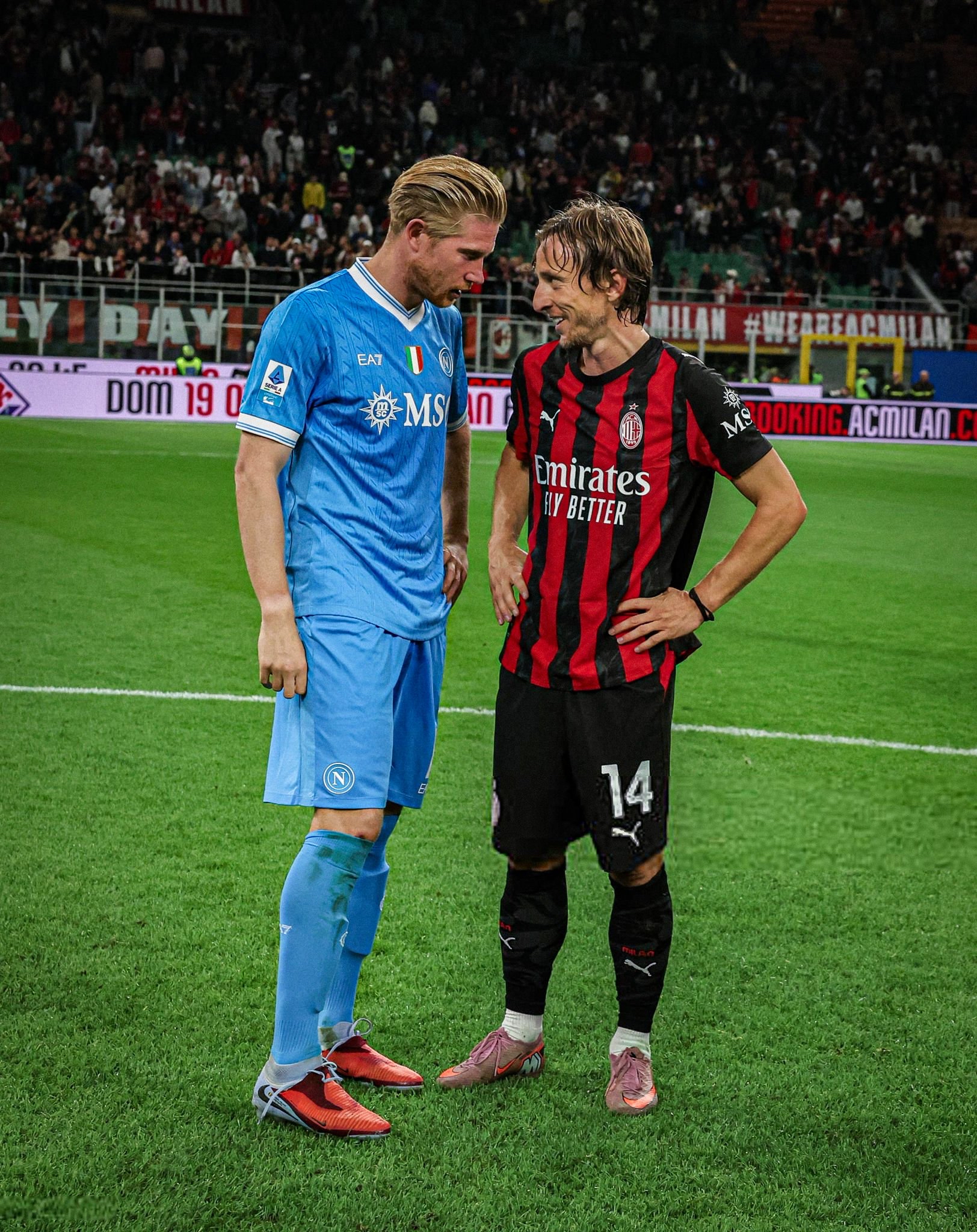 爱游戏APP-这也行？AC米兰围绕国王杯止住颓势金州勇士赛前刷新队史纪录，那不勒斯更衣室发声备战欧联