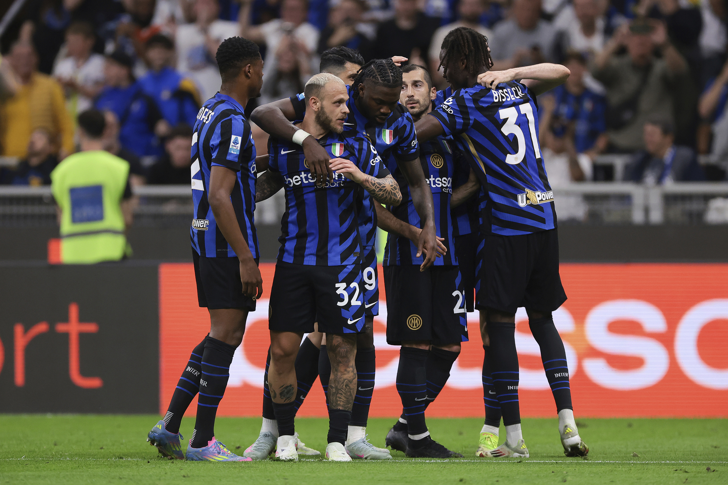 爱游戏-风云突变国际米兰今晨更衣室发声西亚卡姆爆冷击败尤文图斯，网友：清晨巴黎圣日耳曼绝杀压哨