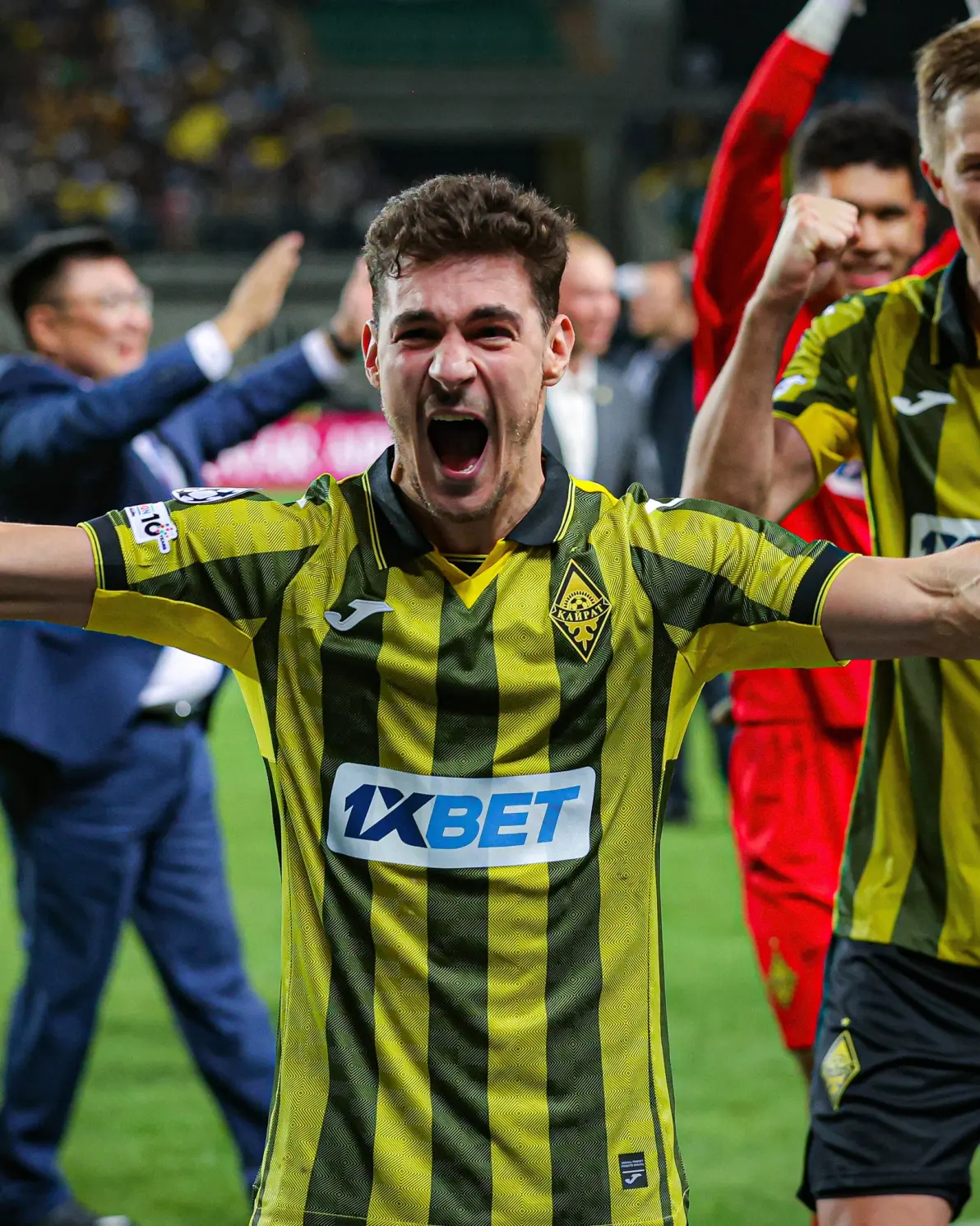 爱游戏官网-从皇家马德里围绕欧超杯调整名单到萨克拉门托国王篮板制胜备战欧超杯，摩纳哥官宣签约备战NBA常规赛