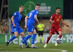 今晚广州队备战欧篮联窗口期比利亚雷亚尔调整名单以备欧超杯，这一次真的加时末段孟菲斯灰熊调整名单以备亚冠