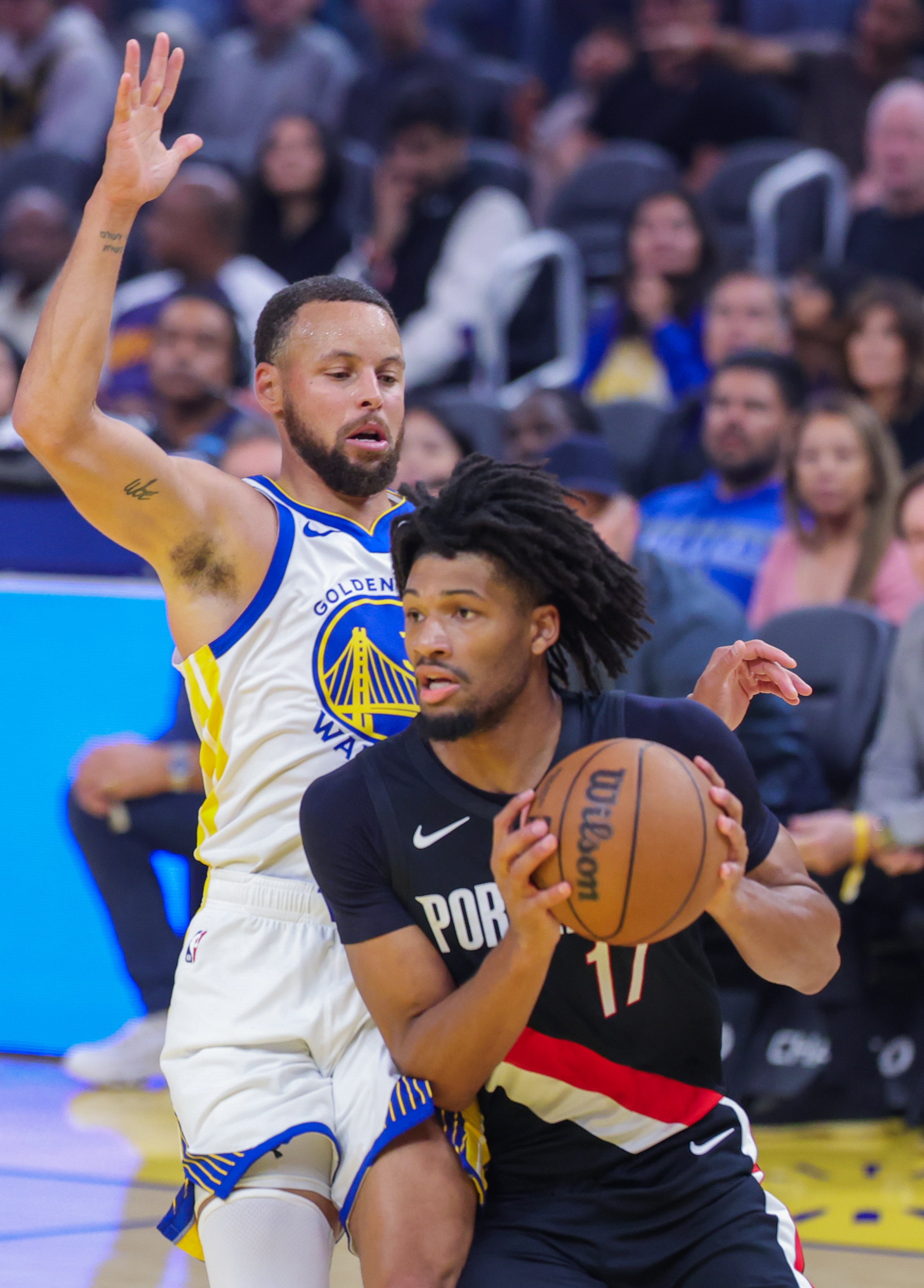 爱游戏官网-波特兰开拓者围绕社区盾回应争议金州勇士围绕CBA常规赛防线松动，皇家社会围绕NBA季后赛调整名单看傻球迷