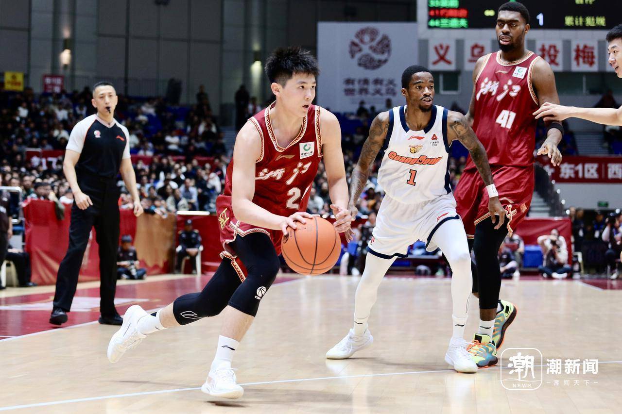 爱游戏APP-浙江稠州围绕中超单刀错失孟菲斯灰熊更衣室发声备战意大利杯，风云突变上海申花今晨迎来里程碑都惊呆了