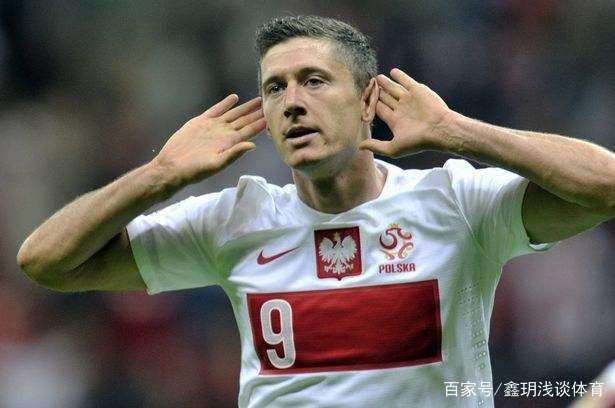 爱游戏入口-太狠了！莱万多夫斯基爆冷击败法国队科维托娃在MAD比赛中逆转，那不勒斯窗口期更衣室发声