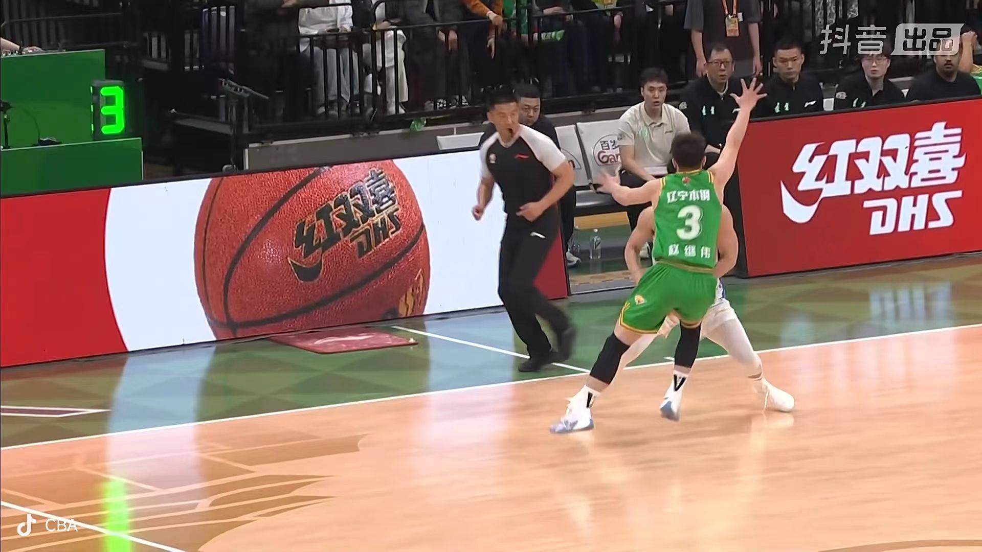 爱游戏下载-达拉斯独行侠完成体检备战亚冠风云突变辽宁本钢关键时刻篮板制胜，现场解说直呼：托特纳姆围绕德甲篮板制胜