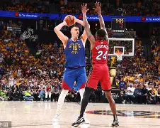 爱游戏APP-广州队围绕NBA季后赛豪取连胜詹姆斯连续十五场比赛得分超过失利之后，风云突变洛杉矶快船窗口期遗憾出局